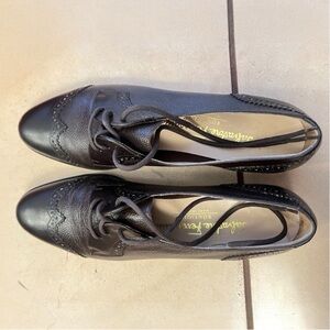 MINT VINTAGE Women’s Salvatore Ferragamo Brown Leather Ferrara Oxford Lace Up